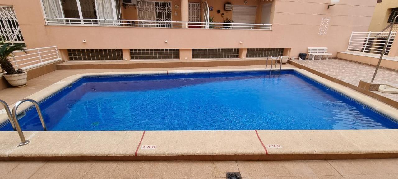 Apartament Dos Playas Torrevieja Exteriér fotografie